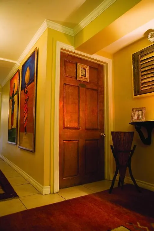Coblentz Inn Boutique Hotel Belmont