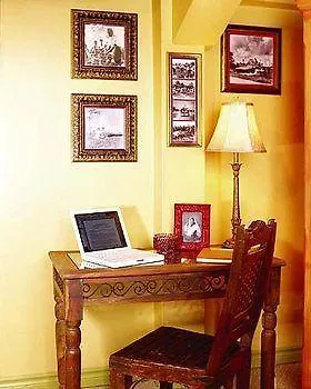 Coblentz Inn Boutique Hotel Belmont