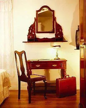 Coblentz Inn Boutique Hotel Belmont