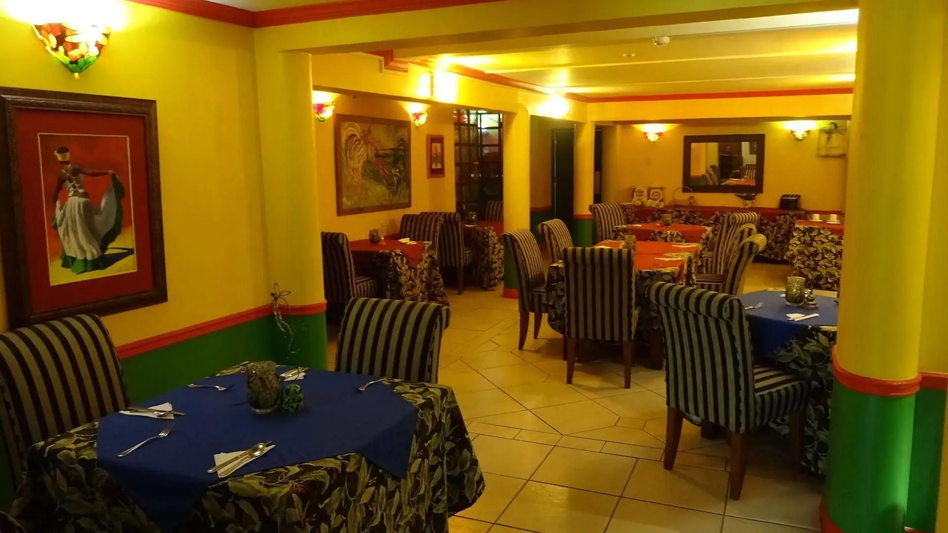 Coblentz Inn Boutique Hotel Belmont