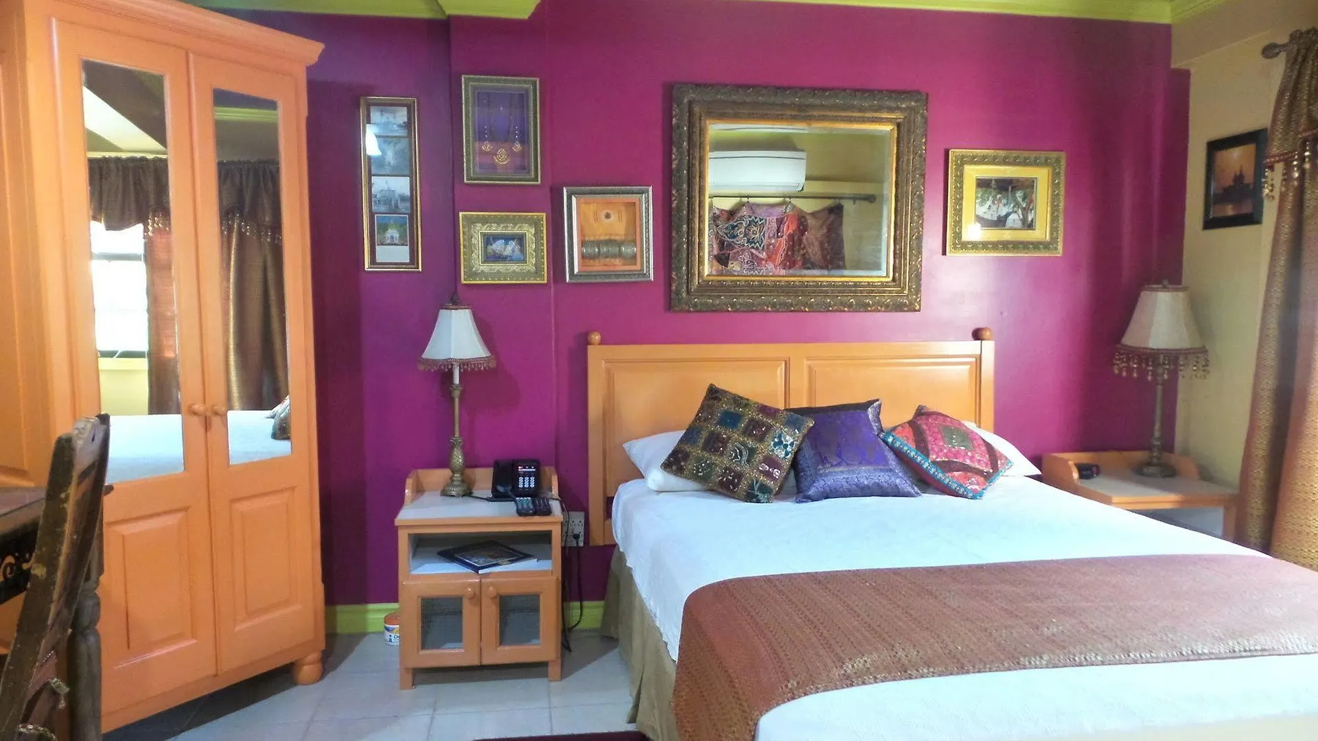 Coblentz Inn Boutique Hotel Belmont 2*,