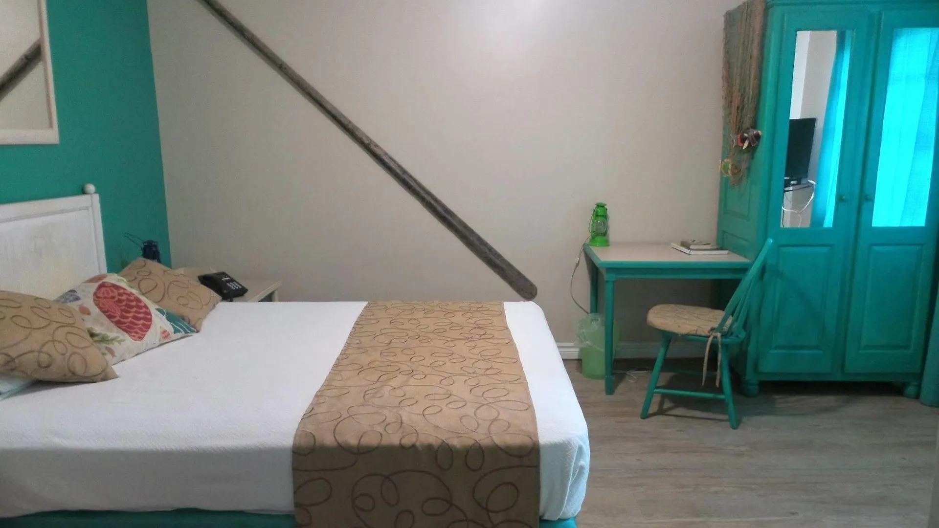 Coblentz Inn Boutique Hotel Belmont