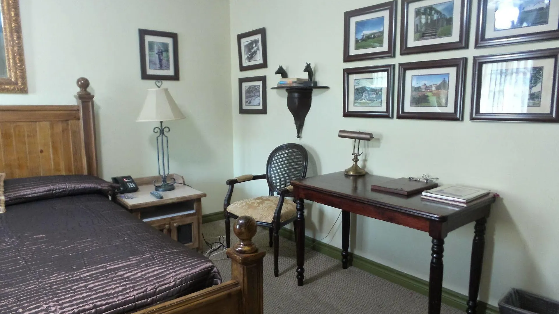 Coblentz Inn Boutique Hotel Belmont